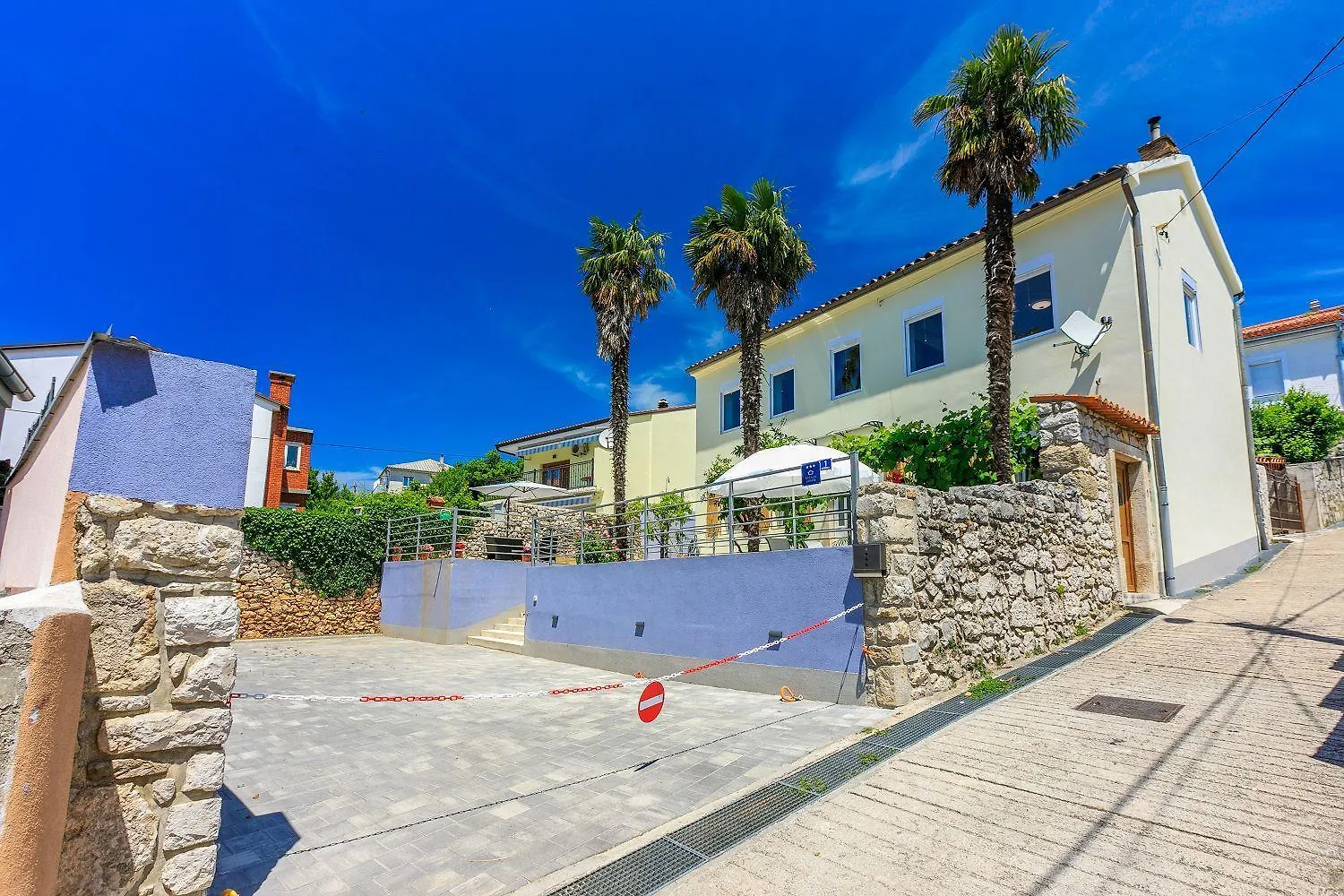 Holiday home Hundefreundliches Ferienhaus Nur 270 Meter Zum Strand Mit Meerblick, Tischtennis, Grillbereich Crikvenica Croatia