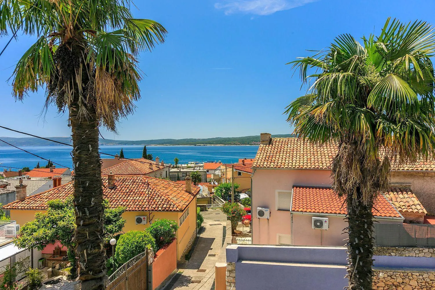 Hundefreundliches Ferienhaus Nur 270 Meter Zum Strand Mit Meerblick, Tischtennis, Grillbereich Crikvenica Holiday home