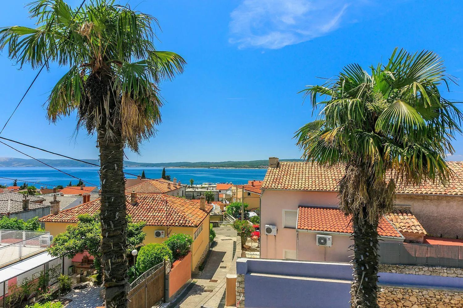 Hundefreundliches Ferienhaus Nur 270 Meter Zum Strand Mit Meerblick, Tischtennis, Grillbereich Crikvenica Holiday home