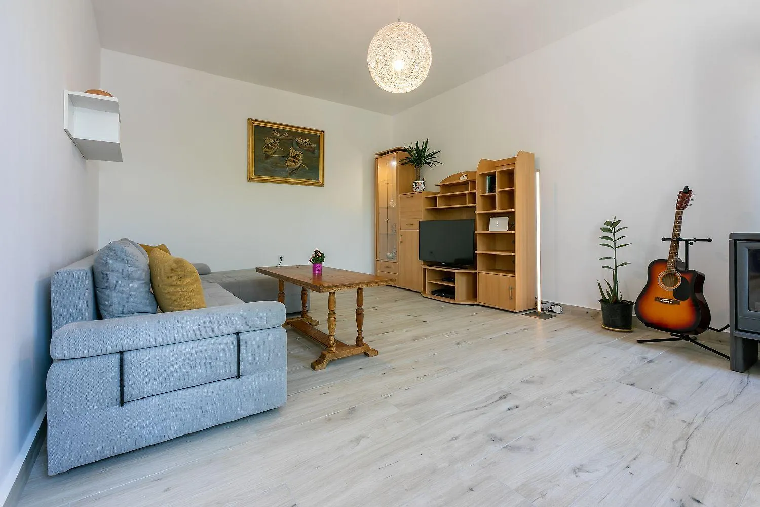 Hundefreundliches Ferienhaus Nur 270 Meter Zum Strand Mit Meerblick, Tischtennis, Grillbereich Crikvenica