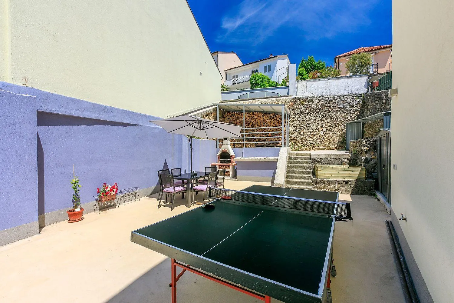 קריקווניצה Hundefreundliches Ferienhaus Nur 270 Meter Zum Strand Mit Meerblick, Tischtennis, Grillbereich בית נופש